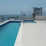 Apartamento con vista al mar